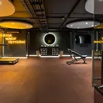 Modern Lux Loft-Style Apartment